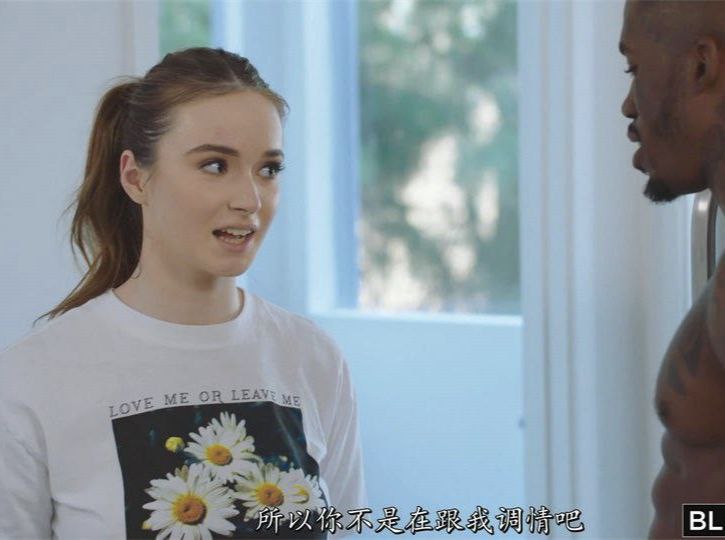 不穿胸罩巨乳女神让我无法把持